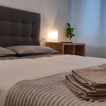 Apartamentos Milan 2 Oviedo Exteriör bild