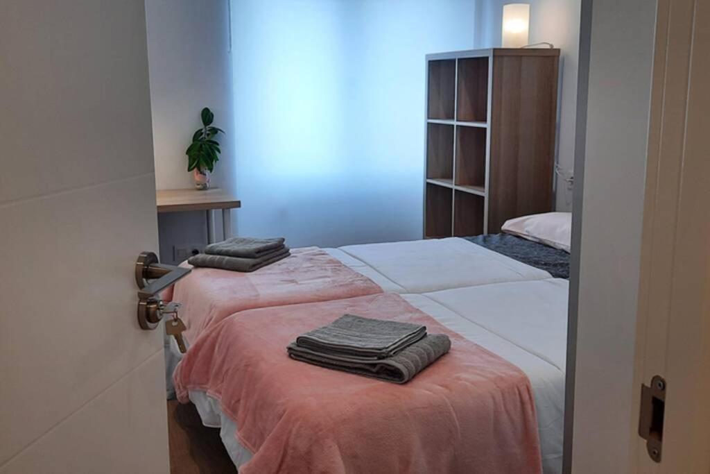 Apartamentos Milan 2 Oviedo Exteriör bild