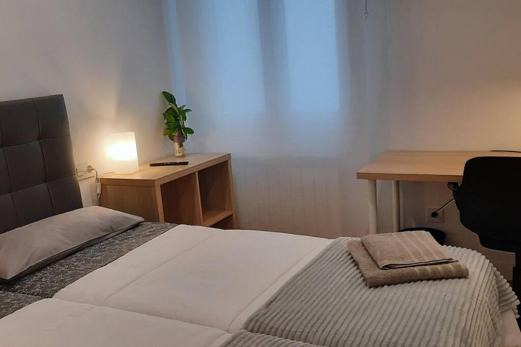 Apartamentos Milan 2 Oviedo Exteriör bild