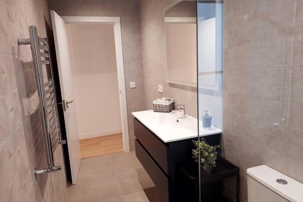 Apartamentos Milan 2 Oviedo Exteriör bild